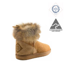 Load image into Gallery viewer, MINI FOX CHESTNUT BACK - UGG AUSTRALIA - MADE IN AUSTRALIA

