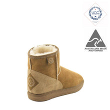 Load image into Gallery viewer, MINI CHESTNUT MENS BACK - UGG AUSTRALIA - MADE IN AUSTRALIA
