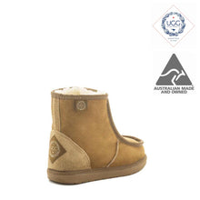 Load image into Gallery viewer, OLD MATE CHESTNUT MENS BACK - UGG AUSTRALIA - MADE IN AUSTRALIA
