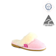 Load image into Gallery viewer, SCUFF LADIES PINK - UGG AUSTRALIA BOOT SLIPPER
